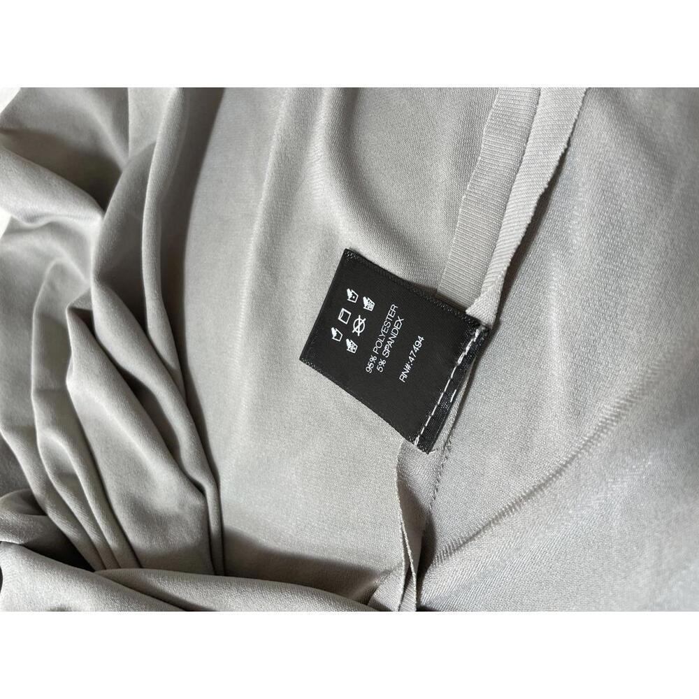NWT Norma Kamali bodycon  grey dust turtleneck contemporary minimalist medium - Picture 7 of 8
